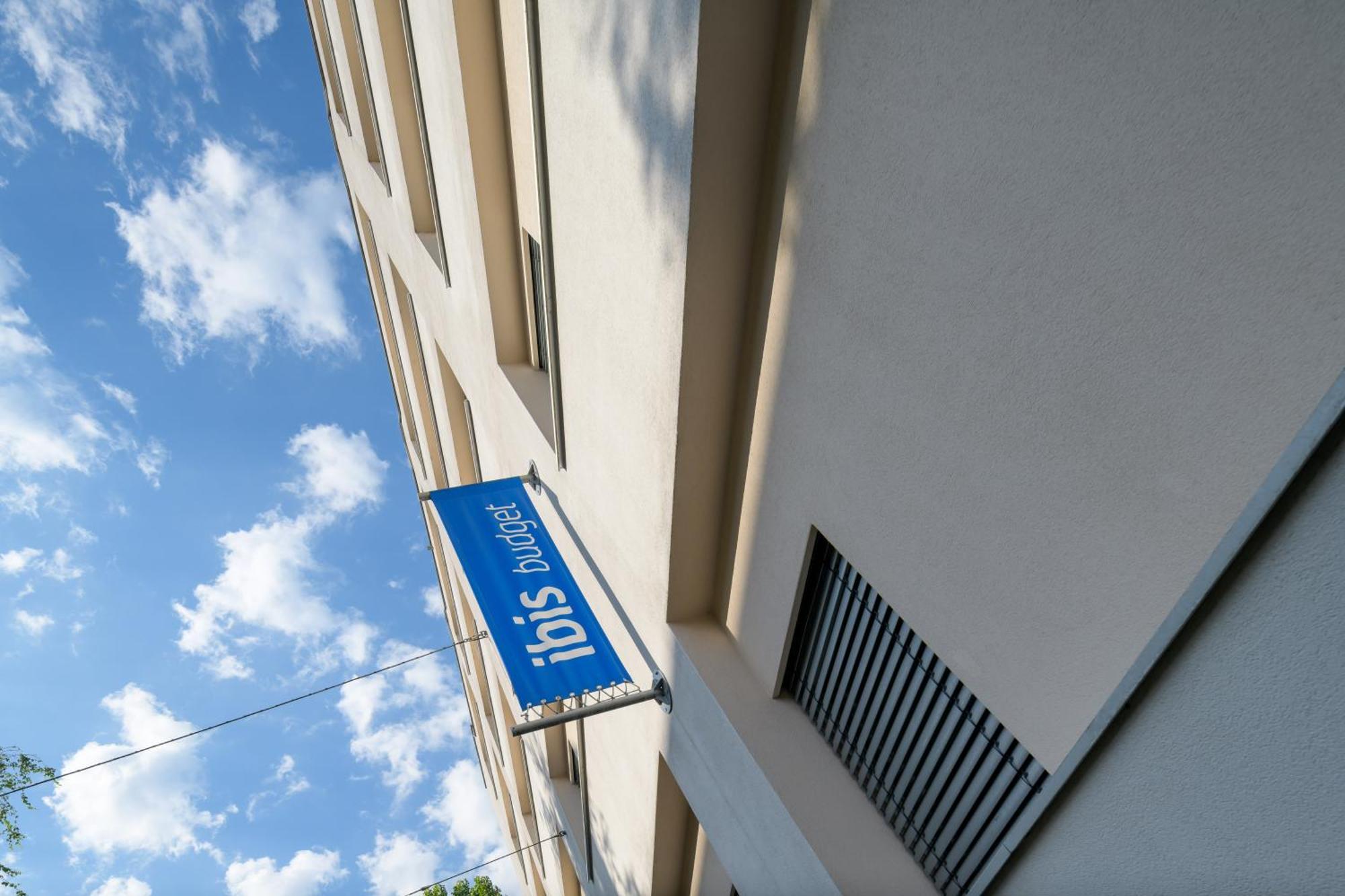 Ibis Budget Hotel Luzern City Exterior photo